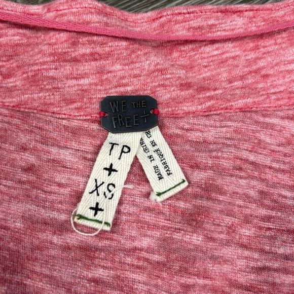 We the Free Red V-Neck With Gathered/Stitched Long Sleeve Cropped Loose Fit Top - Picture 3 of 5